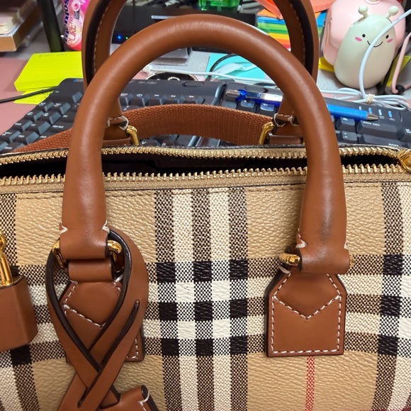 Burberry Beige and Brown Check Crossbody Bria Bowling Bag SM - Picture 10 of 16